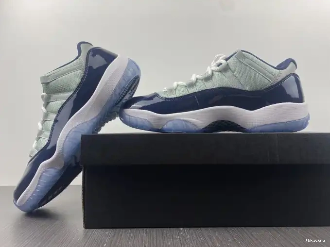 Reps TBK Air Retro Low Jordan 11 Georgetown 528895-007 0615